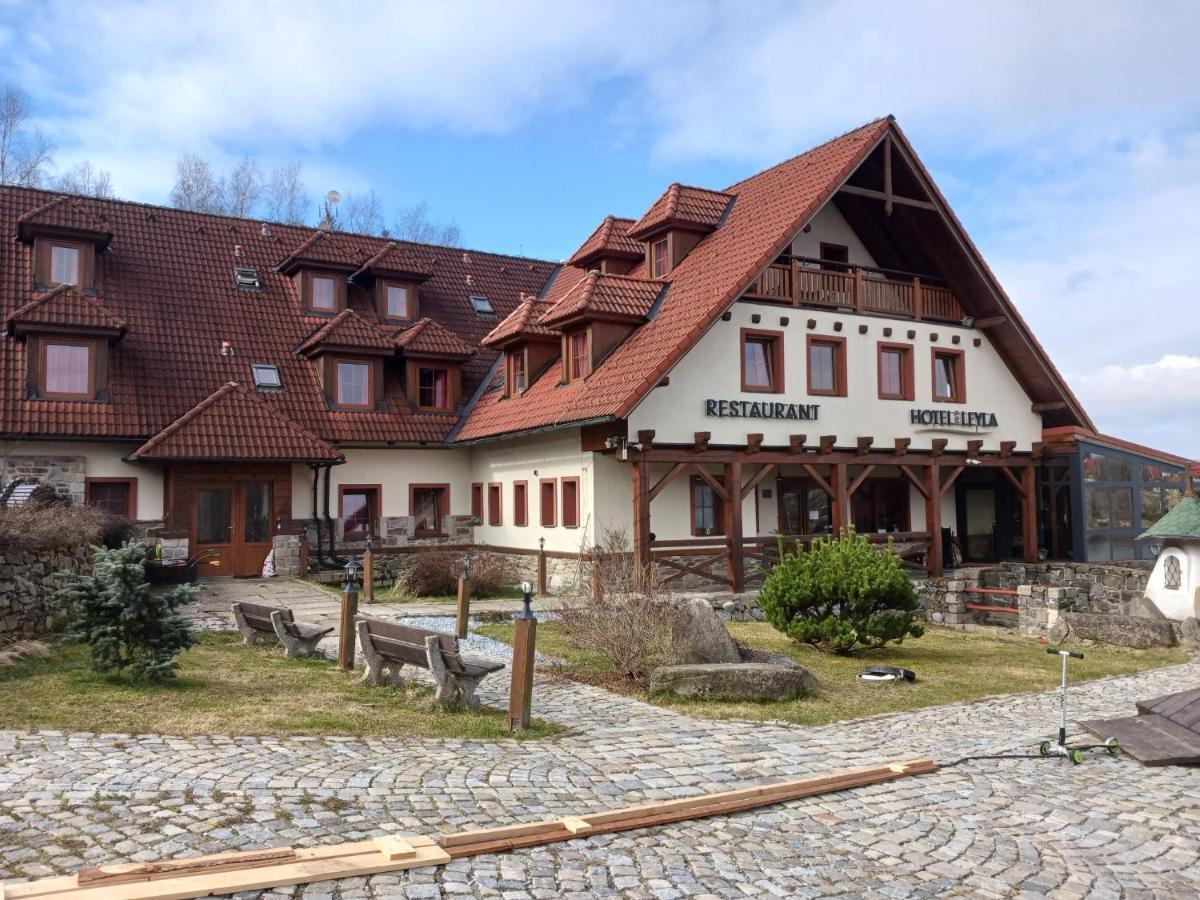 Hotel Leyla Frymburk Extérieur photo