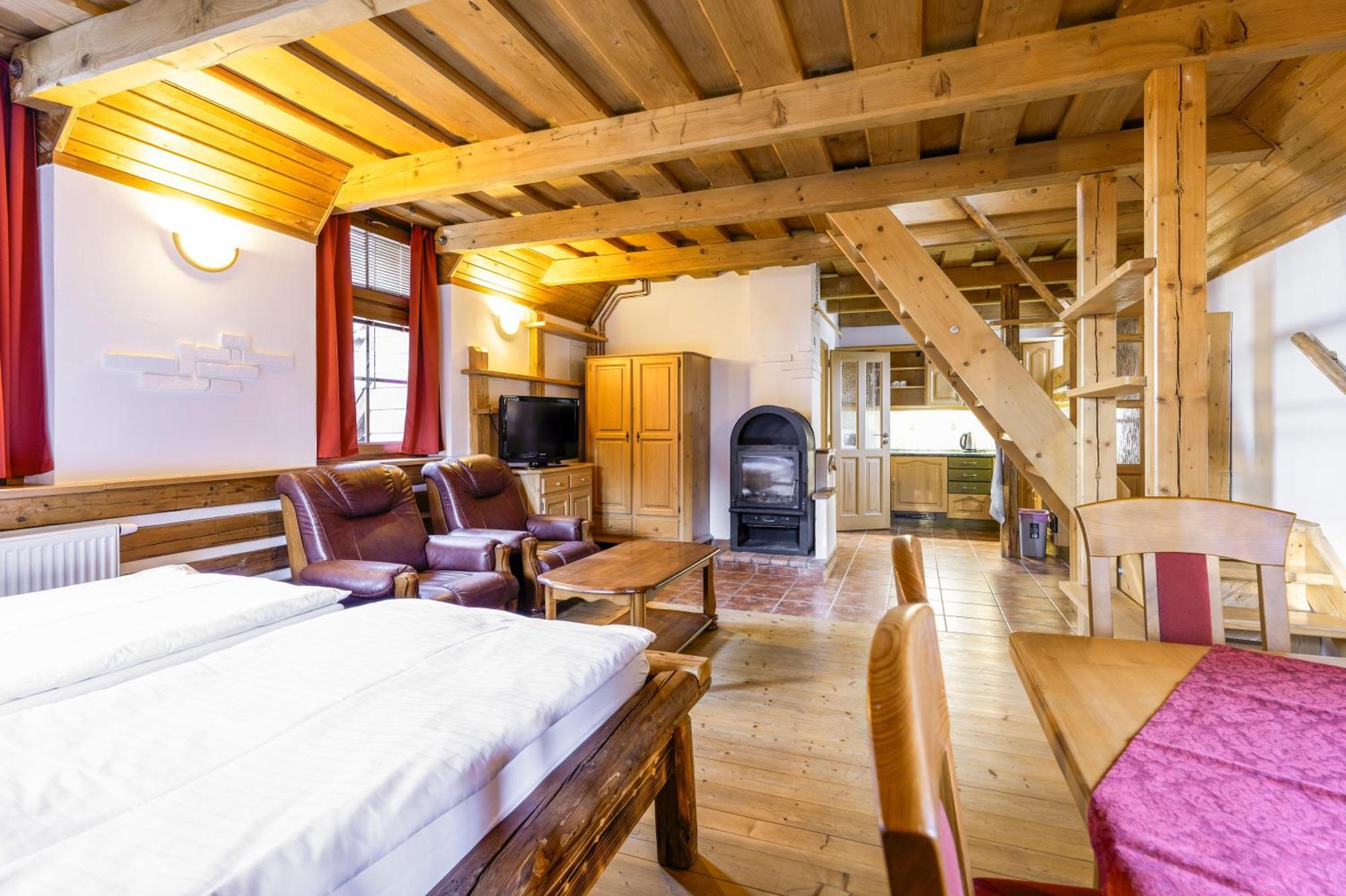 Hotel Leyla Frymburk Extérieur photo