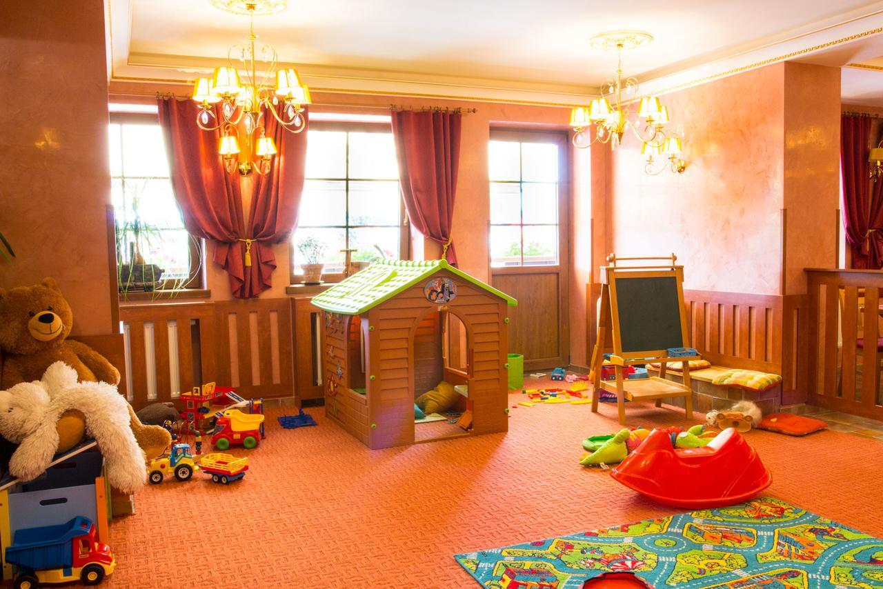 Hotel Leyla Frymburk Extérieur photo